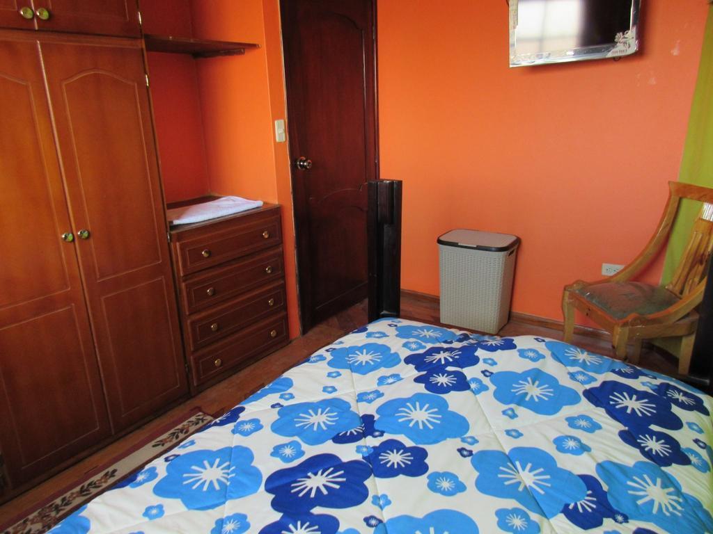 Hostel Sendero De Volcanes Latacunga Room photo